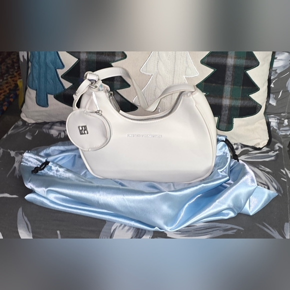 NWT French Connection "SABRINA" Shoulder Bag with Accessory Pouch - Picture 4 of 4